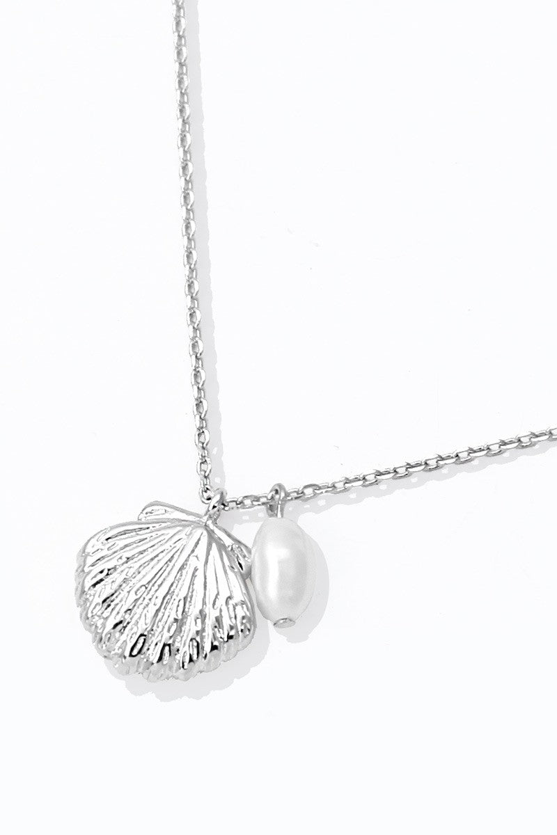 Seashell Clam Pendant Necklace - Silver