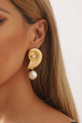 Ocean Jewel Conch Pearl Earrings - Gold