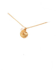 Gold Dipped Seashell & Pearl Charm Necklace - Gold