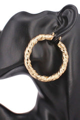 Chic Twisted Gleam Hoop Earrings - Gold