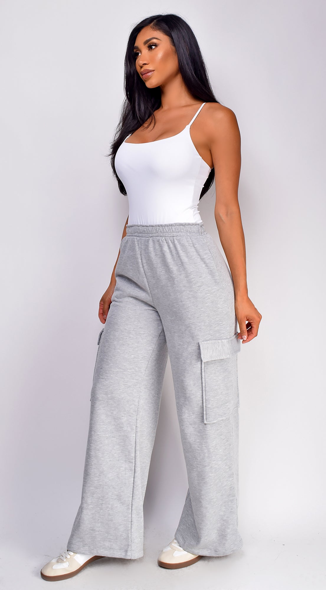 Everyday Cargo Wide Leg Joggers - Gray