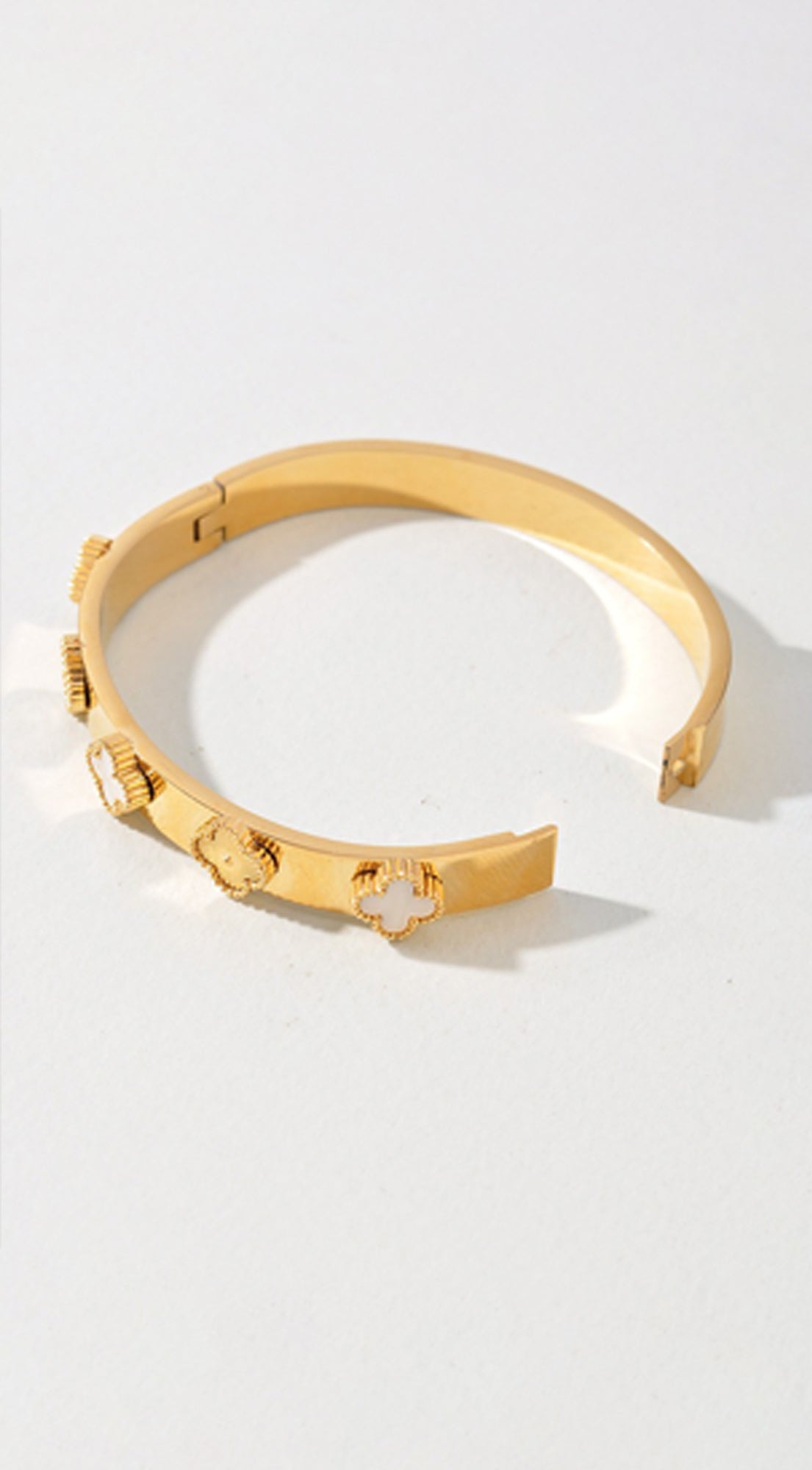 Dia Cream Multi Clover Cuff Bracelet - Gold