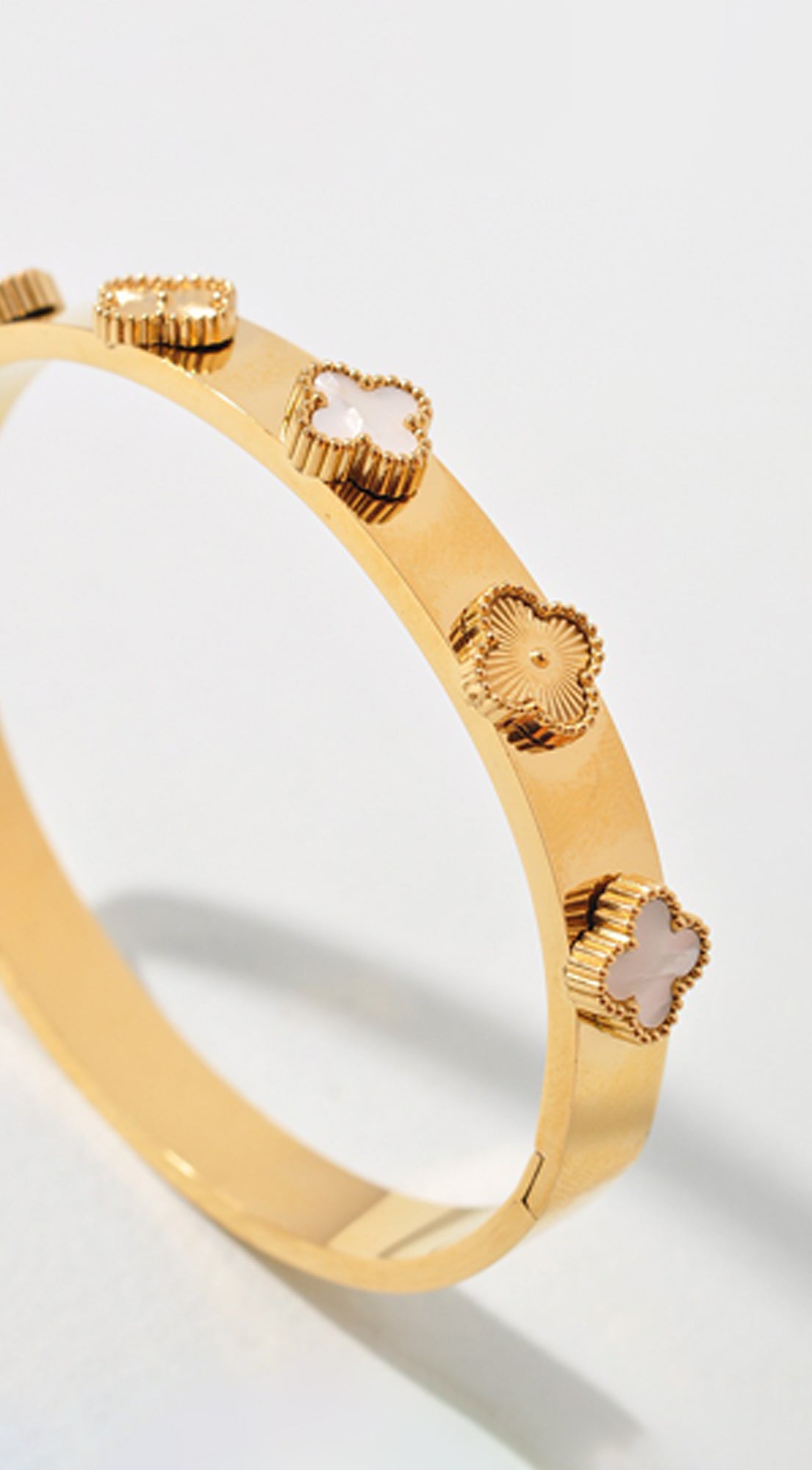 Dia Cream Multi Clover Cuff Bracelet - Gold